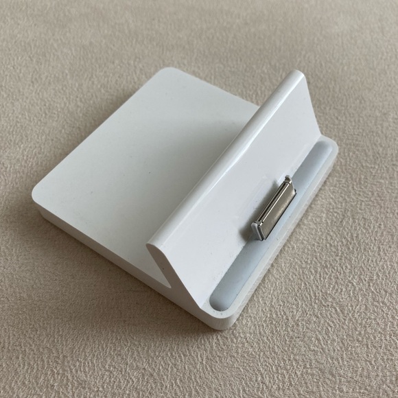 {Apple} Docking Station iPad 2 or 3 - Picture 2 of 6